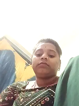 Hot crety online show from 12/21/25, 04:58