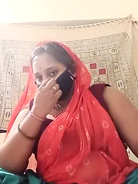 Snapshot of Hot_crety chatting on 07/15/26, 04:03 Hot crety online show from 07/15/26, 04:03