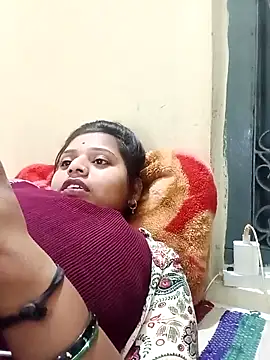 Hot crety online show from 02/17/26, 12:02