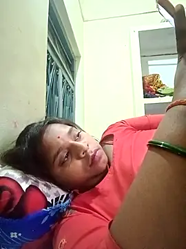 Hot crety online show from 11/22/25, 06:07