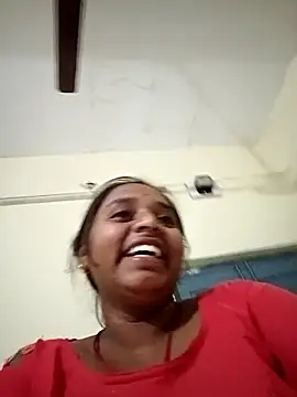 Hot crety online show from 11/19/25, 01:22