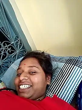 Snapshot of Hot_crety chatting on 11/02/25, 06:40 Hot crety online show from 11/02/25, 06:40