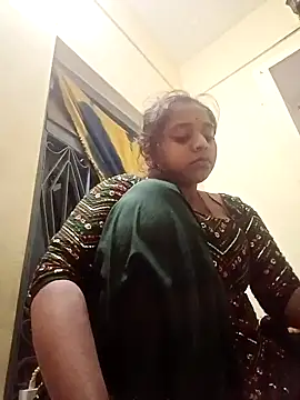 Hot crety online show from 12/02/25, 02:30