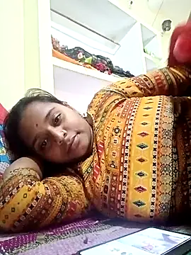 Hot crety online show from 12/03/25, 08:36