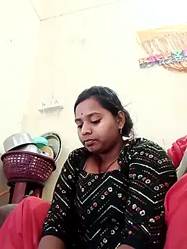 Hot crety online show from 02/15/26, 03:29