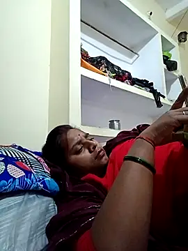 Hot crety online show from 11/29/25, 07:30