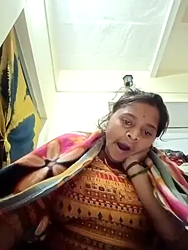 Hot crety online show from 11/28/25, 01:28