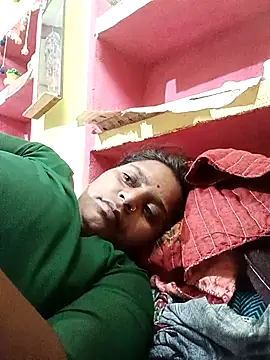 Snapshot of Hot_crety chatting on 06/04/26, 03:28 Hot crety online show from 06/04/26, 03:28