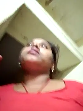 Hot crety online show from 11/16/25, 12:10