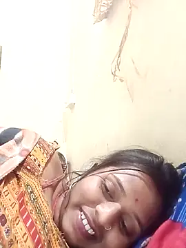 Hot crety online show from 02/28/26, 04:50