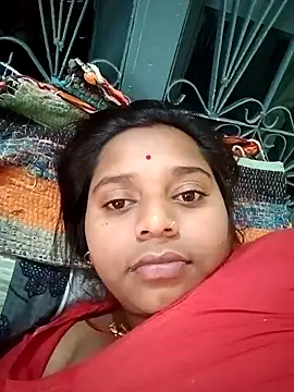 Hot crety online show from 11/23/25, 08:13