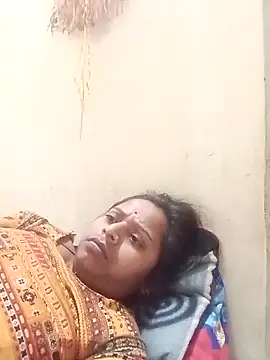 Hot crety online show from 03/05/26, 02:30