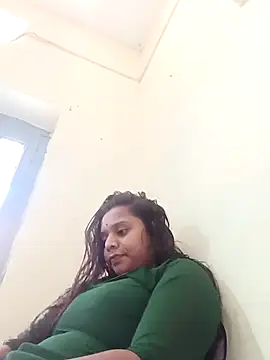 Snapshot of Hot_crety chatting on 06/14/26, 06:47 Hot crety online show from 06/14/26, 06:47