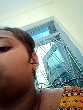 Snapshot of Hot_crety chatting on 10/07/25, 03:18 Hot crety online show from 10/07/25, 03:18