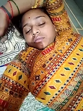 Snapshot of Hot_crety chatting on 09/23/25, 11:23 Hot crety online show from 09/23/25, 11:23