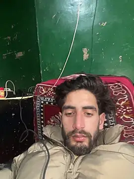 lyath3245 online show from 02/06/26, 09:05