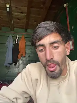 lyath3245 online show from 02/28/26, 09:09