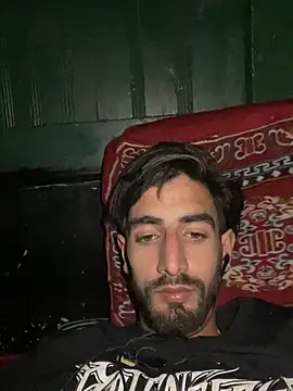 lyath3245 online show from 04/01/26, 07:33