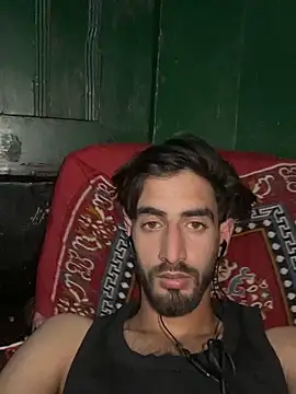 lyath3245 online show from 03/28/26, 07:04