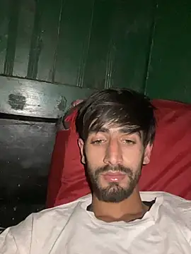 lyath3245 online show from 04/21/26, 10:16