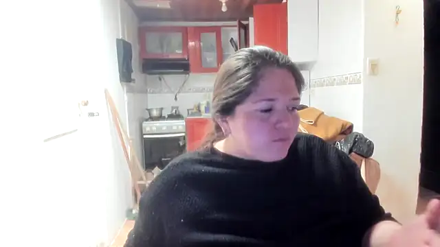 Snapshot of Daphne_girlsex chatting on 06/03/26, 02:33 Daphne girlsex online show from 06/03/26, 02:33
