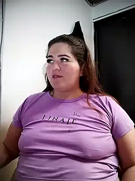 Snapshot of Daphne_girlsex chatting on 05/12/26, 04:13 Daphne girlsex online show from 05/12/26, 04:13