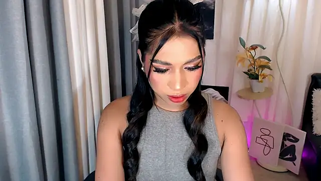 Sassy Suzuhime online show from 04/13/26, 11:53