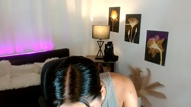 Sassy Suzuhime online show from 03/23/26, 09:53