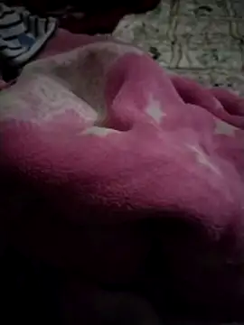 Snapshot of Wet_BunnyFun chatting on 12/22/25, 09:37 Wet BunnyFun online show from 12/22/25, 09:37