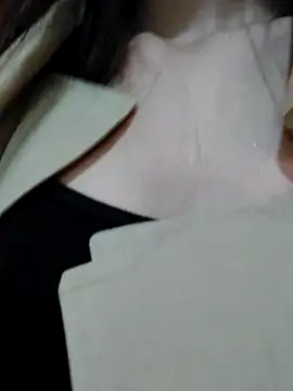 meomeocute online show from 10/24/25, 12:15