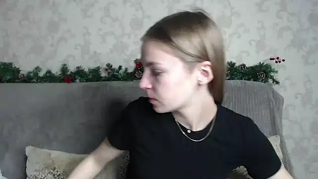 HitGyrl online show from 02/19/26, 01:13