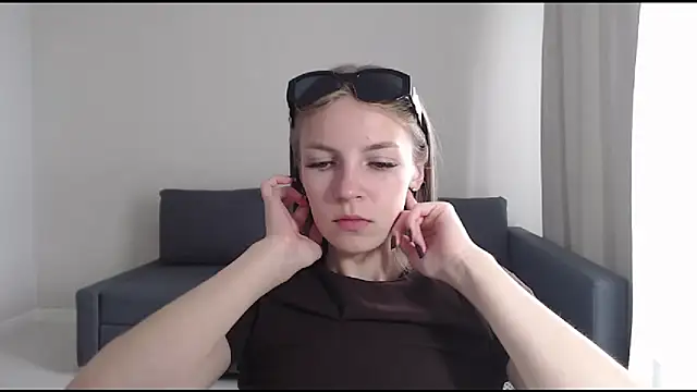 Snapshot of HitGyrl chatting on 07/10/26, 06:57 HitGyrl online show from 07/10/26, 06:57