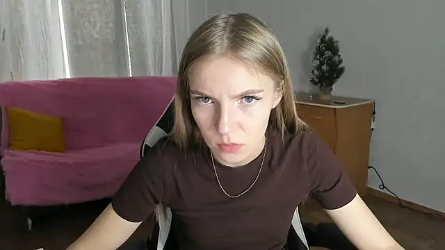 HitGyrl online show from 01/12/26, 08:21