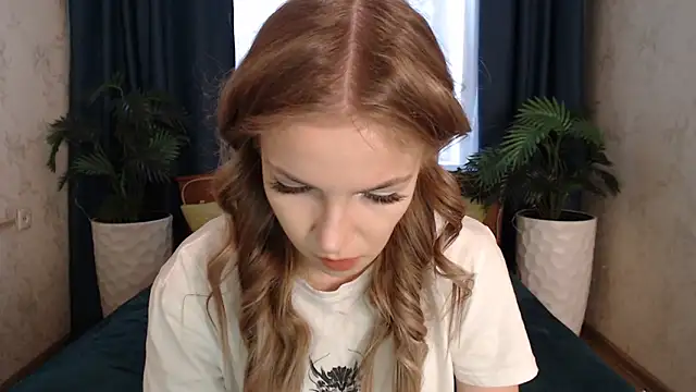 HitGyrl online show from 03/31/26, 08:49