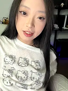 Snapshot of tuzi5201314 chatting on 12/02/25, 05:25 tuzi5201314 online show from 12/02/25, 05:25