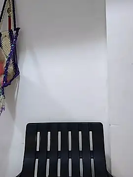 sneha bebo online show from 11/10/25, 04:23