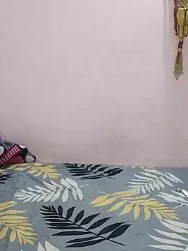 Snapshot of sneha_bebo chatting on 04/27/26, 04:27 sneha bebo online show from 04/27/26, 04:27