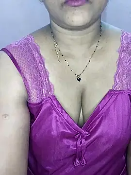 Snapshot of sneha_bebo chatting on 05/27/26, 04:03 sneha bebo online show from 05/27/26, 04:03