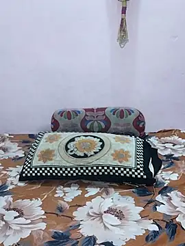 sneha bebo online show from 04/05/26, 03:40