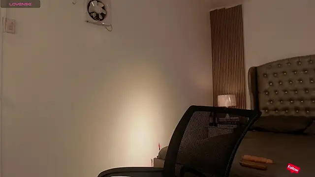 your half woman online show from 12/20/25, 08:01