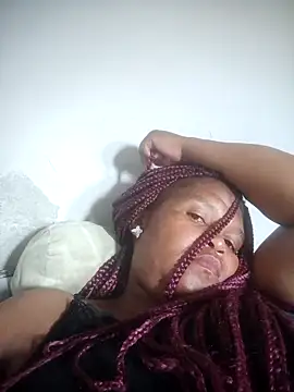 Snapshot of maleberish chatting on 12/18/25, 09:14 maleberish online show from 12/18/25, 09:14