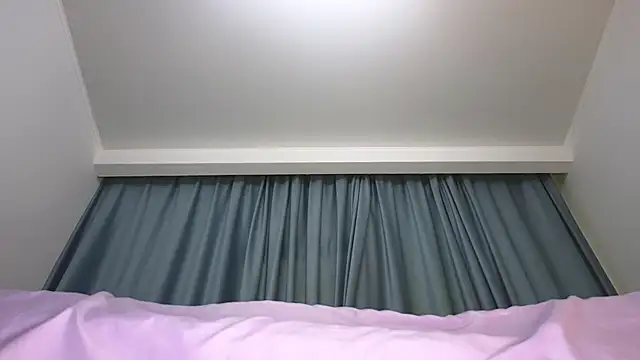 Still eva online show from 11/29/25, 04:23