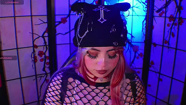 Vanelope sweet  online show from 04/15/26, 01:55