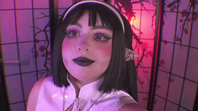 Vanelope sweet  online show from 04/04/26, 03:02