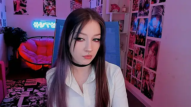 LiliLuna online show from 09/20/25, 09:58