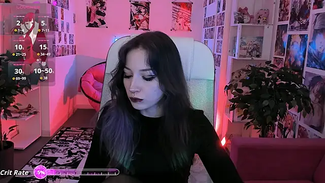 LiliLuna online show from 10/28/25, 03:22