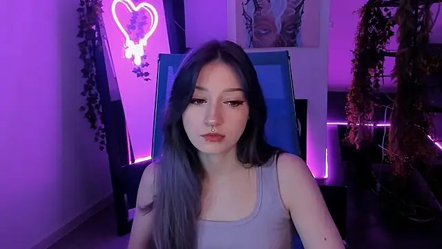 LiliLuna online show from 09/12/25, 09:31