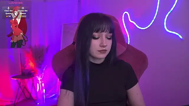 LiliLuna online show from 01/14/26, 04:32