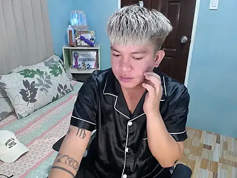 Fuckboii intown online show from 03/08/26, 01:58