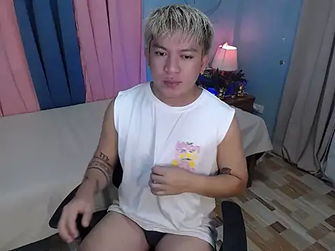 Fuckboii intown online show from 07/04/26, 04:41